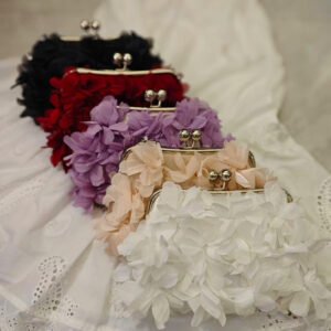 Sweet and fresh banquet petal clutch bag